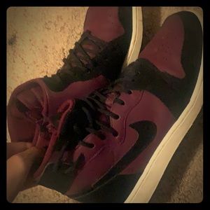 Air Jordan 1 Retro High Shoes